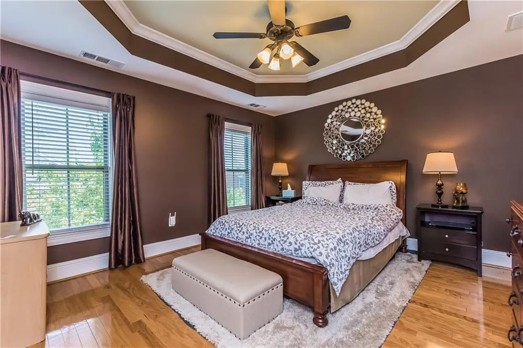 202 Le Gran Cove, Atlanta, Georgia 30328, 3 Bedrooms Bedrooms, ,2 BathroomsBathrooms,Residential,Sold,202 Le Gran Cove,5884382