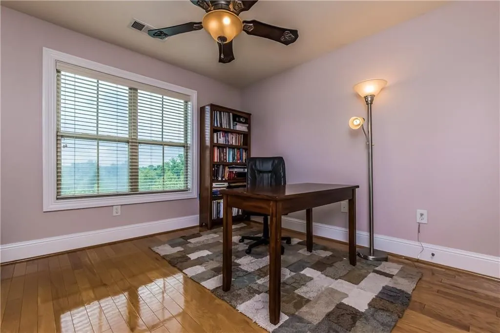 202 Le Gran Cove, Atlanta, Georgia 30328, 3 Bedrooms Bedrooms, ,2 BathroomsBathrooms,Residential,Sold,202 Le Gran Cove,5884382