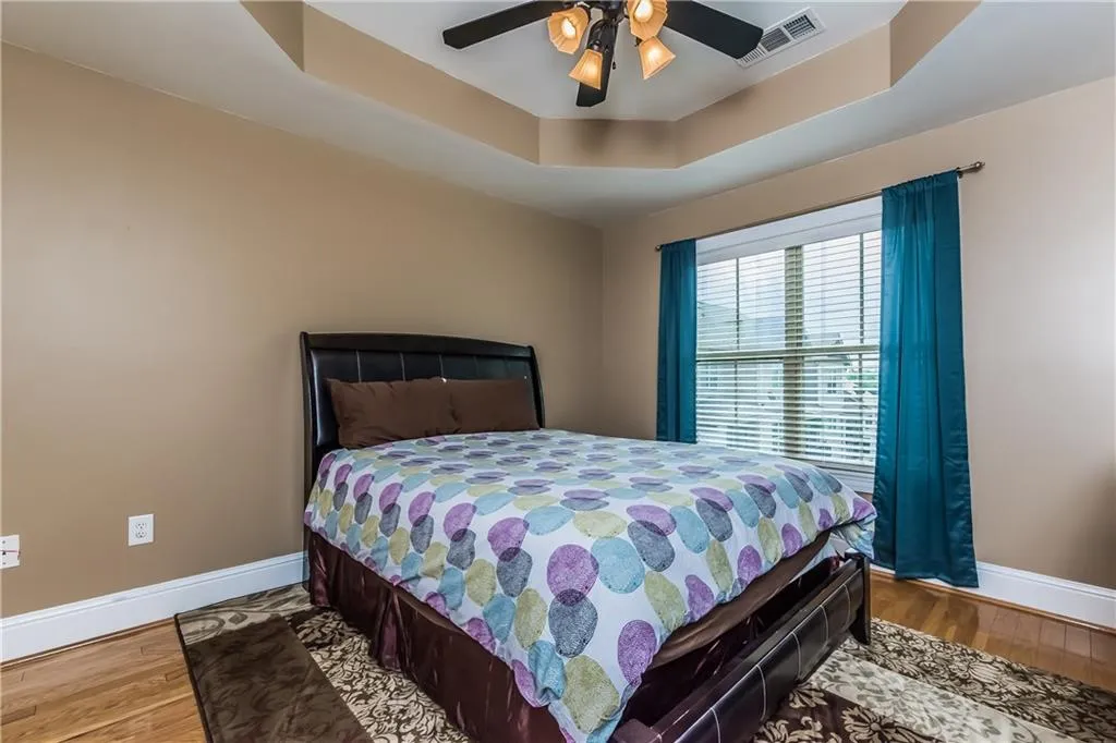 202 Le Gran Cove, Atlanta, Georgia 30328, 3 Bedrooms Bedrooms, ,2 BathroomsBathrooms,Residential,Sold,202 Le Gran Cove,5884382