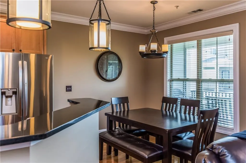 202 Le Gran Cove, Atlanta, Georgia 30328, 3 Bedrooms Bedrooms, ,2 BathroomsBathrooms,Residential,Sold,202 Le Gran Cove,5884382