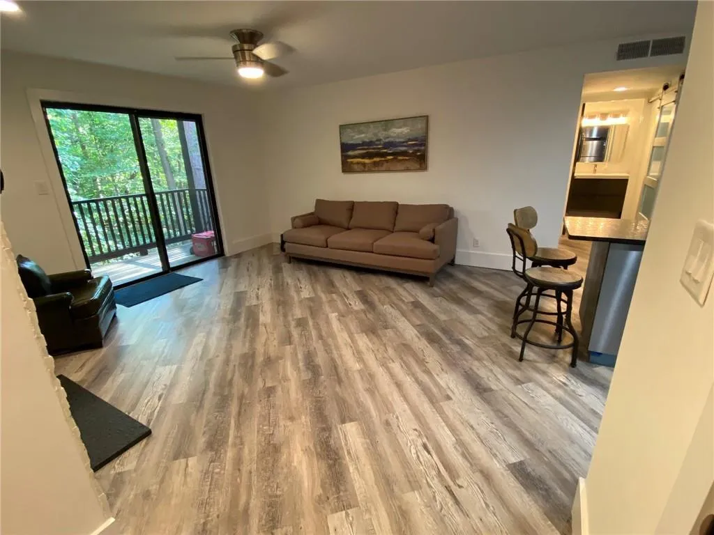 604 River Run Drive, Atlanta, Georgia 30350, 1 Bedroom Bedrooms, ,1 BathroomBathrooms,Residential,Sold,604 River Run Drive,6766275