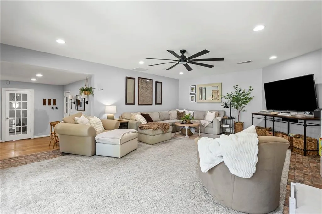 4860 Northland Drive, Sandy Springs, Georgia 30342, 4 Bedrooms Bedrooms, ,3 BathroomsBathrooms,Residential,For Sale,4860 Northland Drive,7647661