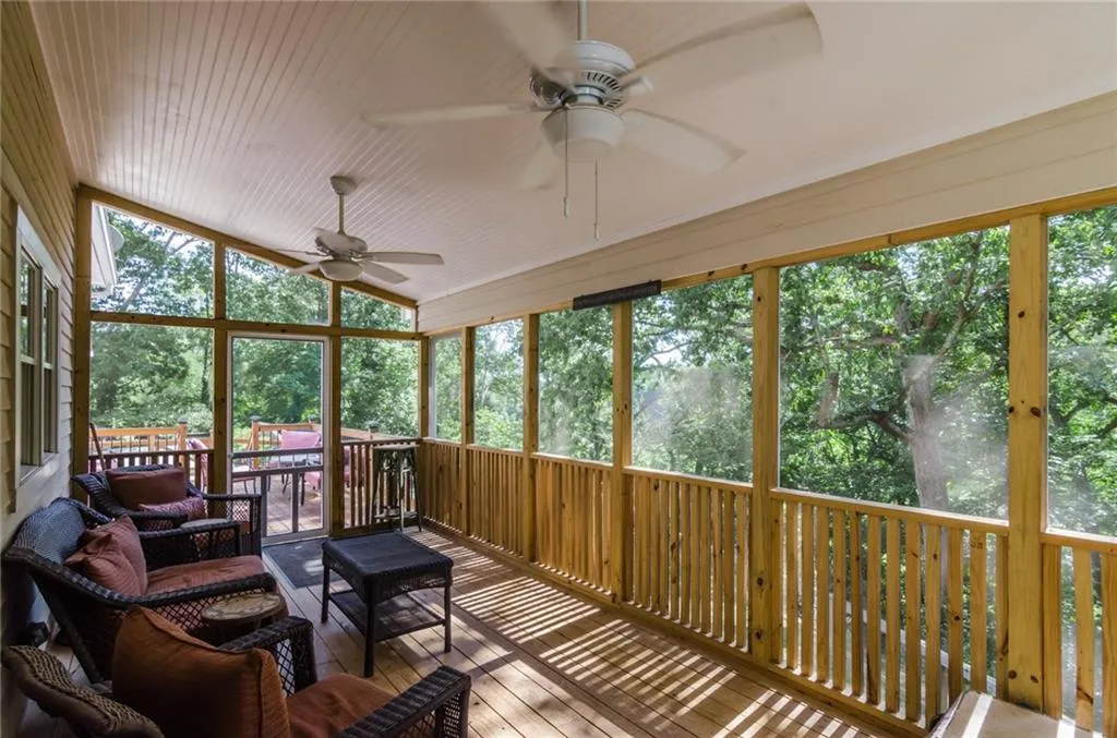 9920 Huntcliff Trace, Sandy Springs, Georgia 30350, 4 Bedrooms Bedrooms, ,5 BathroomsBathrooms,Residential,Sold,9920 Huntcliff Trace,5774590