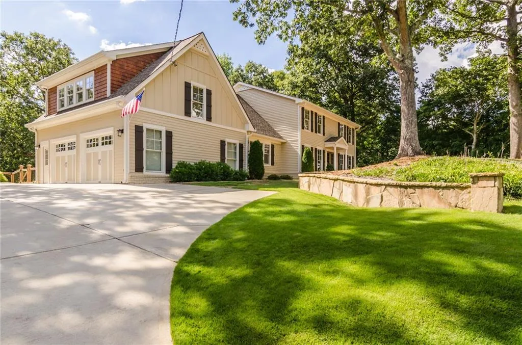 9920 Huntcliff Trace, Sandy Springs, Georgia 30350, 4 Bedrooms Bedrooms, ,5 BathroomsBathrooms,Residential,Sold,9920 Huntcliff Trace,5774590