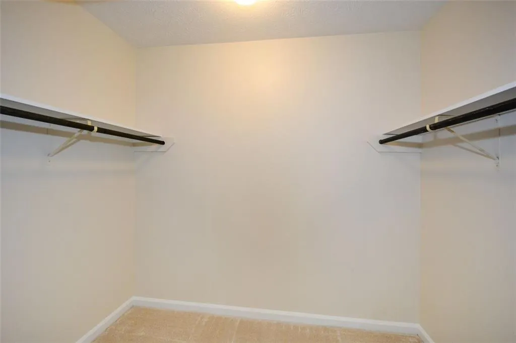 475 Mount Vernon Highway Ne Unit A-102, Sandy Springs, Georgia 30328, 1 Bedroom Bedrooms, ,1 BathroomBathrooms,Residential,For Sale,475 Mount Vernon Highway Ne Unit A-102,7525437