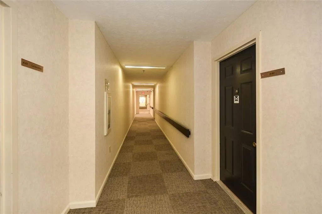475 Mount Vernon Highway Ne Unit A-102, Sandy Springs, Georgia 30328, 1 Bedroom Bedrooms, ,1 BathroomBathrooms,Residential,For Sale,475 Mount Vernon Highway Ne Unit A-102,7525437