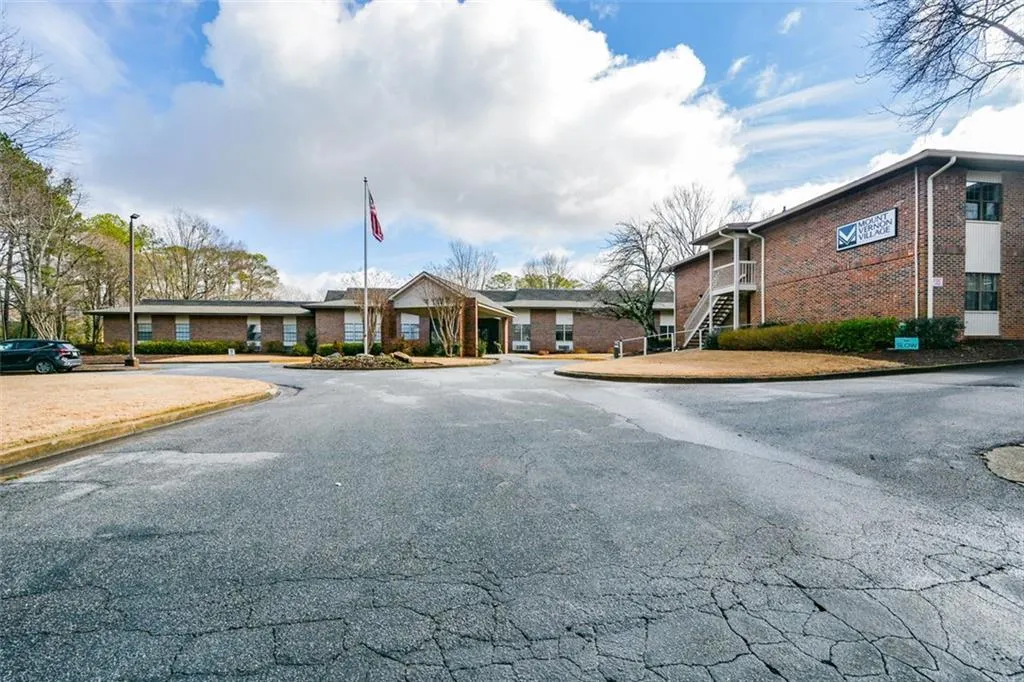 475 Mount Vernon Highway Ne Unit A-102, Sandy Springs, Georgia 30328, 1 Bedroom Bedrooms, ,1 BathroomBathrooms,Residential,For Sale,475 Mount Vernon Highway Ne Unit A-102,7525437