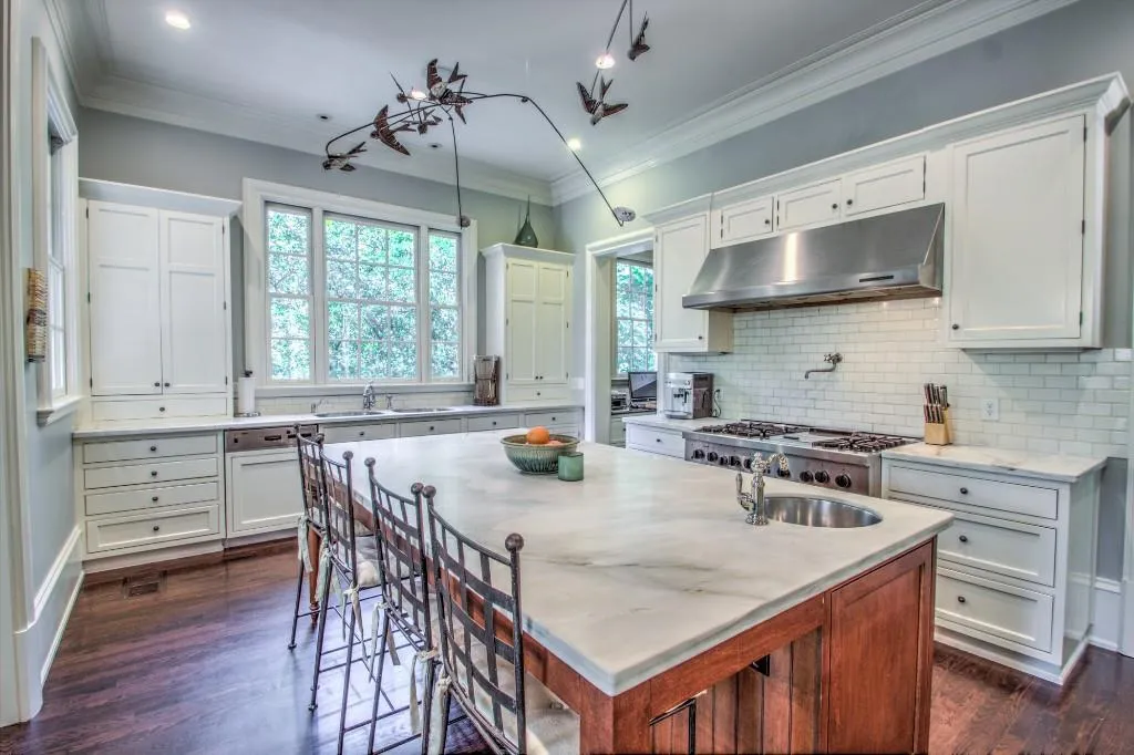40 Blackland Road Nw, Atlanta, Georgia 30342, 6 Bedrooms Bedrooms, ,6 BathroomsBathrooms,Residential,Sold,40 Blackland Road Nw,5579340