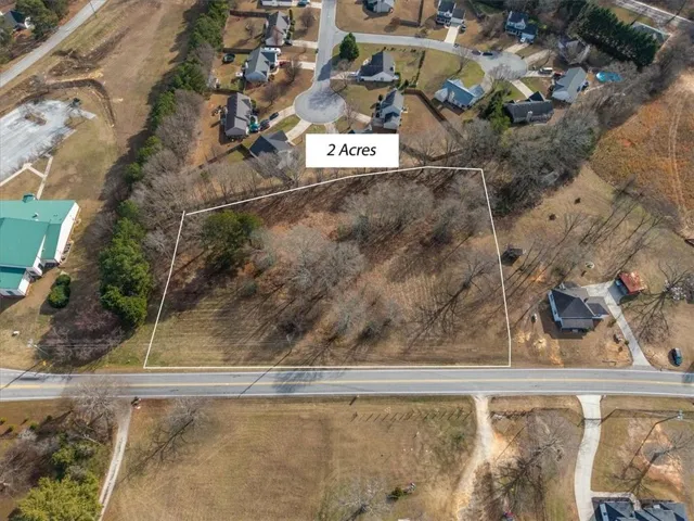Map / location featuring property parcel outlined