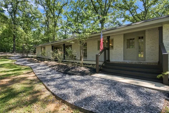 728 S Mccollum Drive, Canton, Georgia 30114