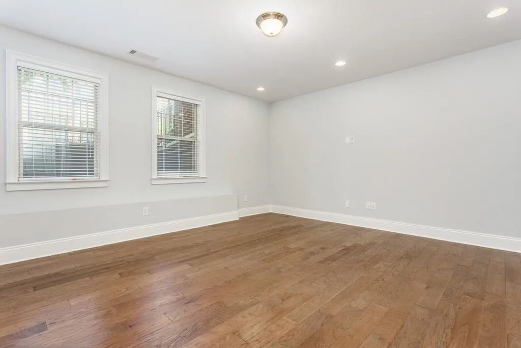 208 Alderwood Point, Atlanta, Georgia 30328, 3 Bedrooms Bedrooms, ,3 BathroomsBathrooms,Residential,Sold,208 Alderwood Point,6776121