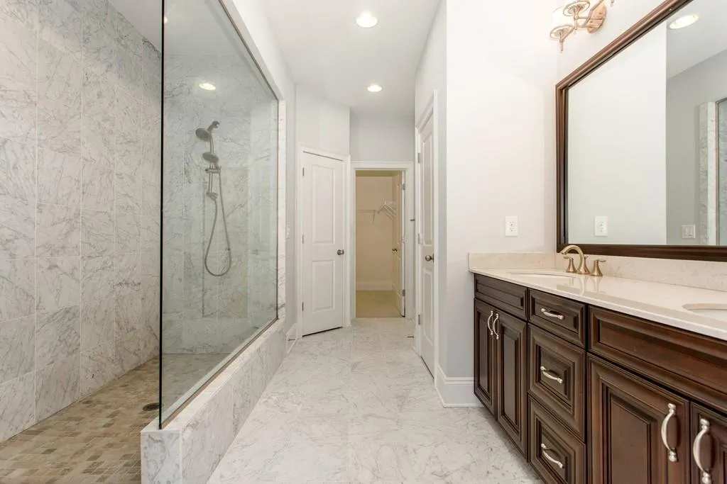 208 Alderwood Point, Atlanta, Georgia 30328, 3 Bedrooms Bedrooms, ,3 BathroomsBathrooms,Residential,Sold,208 Alderwood Point,6776121