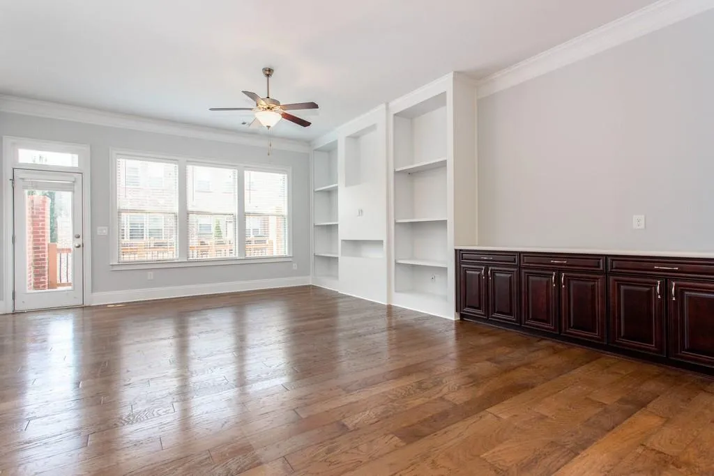 208 Alderwood Point, Atlanta, Georgia 30328, 3 Bedrooms Bedrooms, ,3 BathroomsBathrooms,Residential,Sold,208 Alderwood Point,6776121