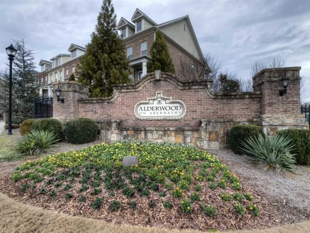 463 Alderwood Street Unit 463, Sandy Springs, Georgia 30328, 3 Bedrooms Bedrooms, ,3 BathroomsBathrooms,Residential,Sold,463 Alderwood Street Unit 463,5638737
