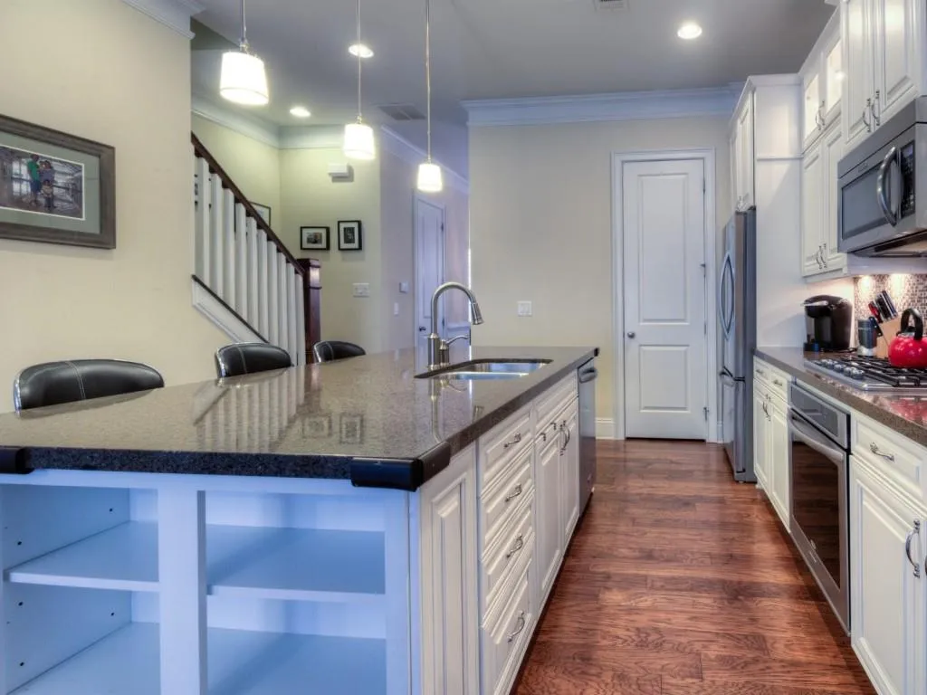 463 Alderwood Street Unit 463, Sandy Springs, Georgia 30328, 3 Bedrooms Bedrooms, ,3 BathroomsBathrooms,Residential,Sold,463 Alderwood Street Unit 463,5638737