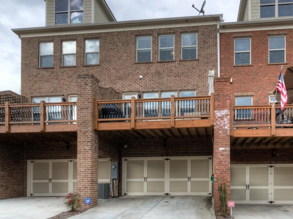 463 Alderwood Street Unit 463, Sandy Springs, Georgia 30328, 3 Bedrooms Bedrooms, ,3 BathroomsBathrooms,Residential,Sold,463 Alderwood Street Unit 463,5638737
