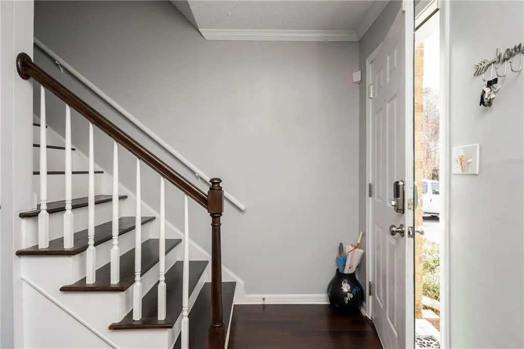 245 Winding River Drive Unit B, Sandy Springs, Georgia 30350, 2 Bedrooms Bedrooms, ,1 BathroomBathrooms,Residential,Sold,245 Winding River Drive Unit B,6514875