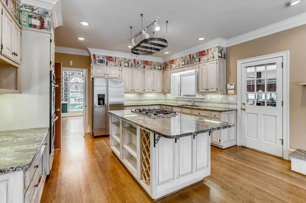 2700 Braffington Court, Atlanta, Georgia 30350, 4 Bedrooms Bedrooms, ,4 BathroomsBathrooms,Residential,Sold,2700 Braffington Court,6760788