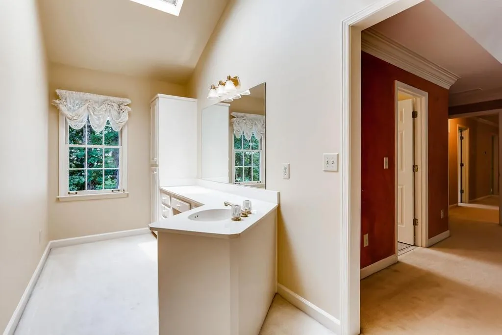 2700 Braffington Court, Atlanta, Georgia 30350, 4 Bedrooms Bedrooms, ,4 BathroomsBathrooms,Residential,Sold,2700 Braffington Court,6760788