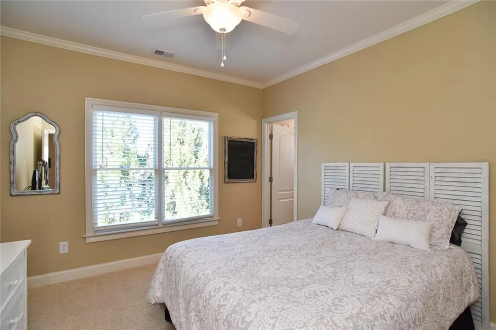 6304 Mount Vernon Oaks Drive, Atlanta, Georgia 30328, 5 Bedrooms Bedrooms, ,4 BathroomsBathrooms,Residential,Sold,6304 Mount Vernon Oaks Drive,5902732
