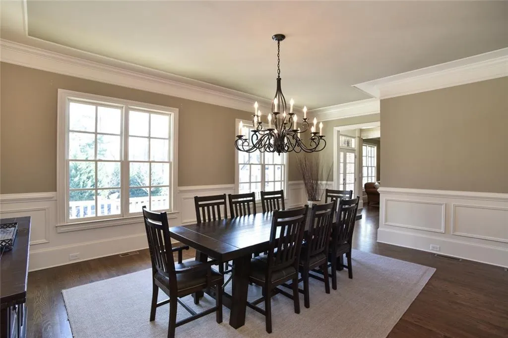 6304 Mount Vernon Oaks Drive, Atlanta, Georgia 30328, 5 Bedrooms Bedrooms, ,4 BathroomsBathrooms,Residential,Sold,6304 Mount Vernon Oaks Drive,5902732