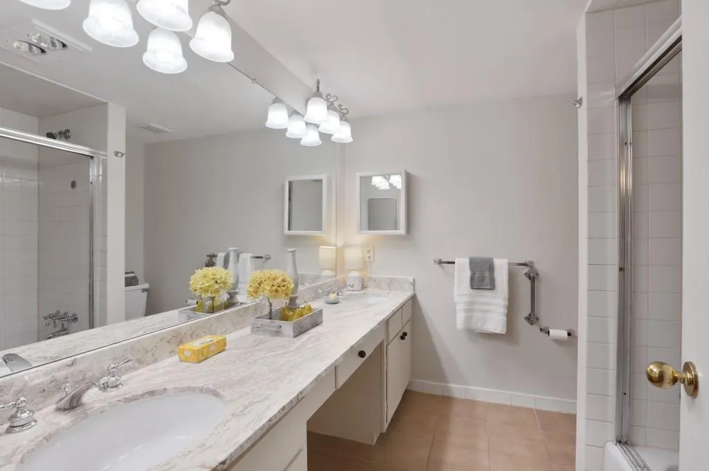 6851 Roswell Road Unit C-5, Atlanta, Georgia 30328, 3 Bedrooms Bedrooms, ,2 BathroomsBathrooms,Residential,Sold,6851 Roswell Road Unit C-5,6815800