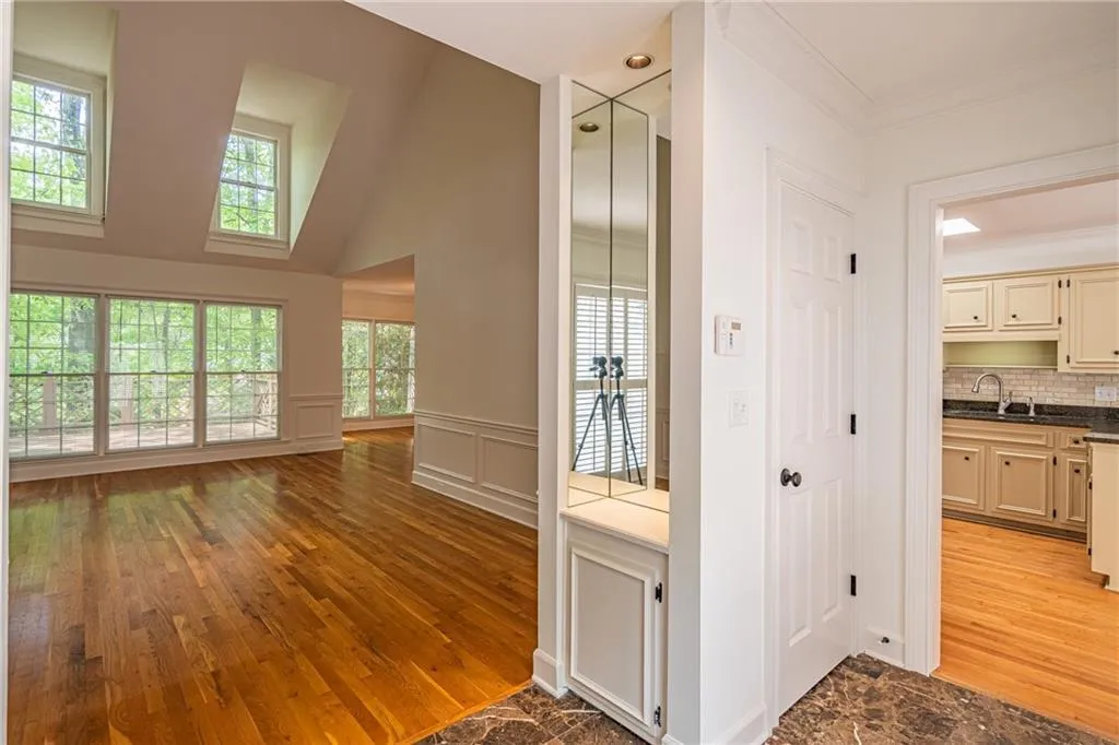 495 Greenlaurel Drive, Sandy Springs, Georgia 30342, 4 Bedrooms Bedrooms, ,3 BathroomsBathrooms,Residential,Sold,495 Greenlaurel Drive,7379298