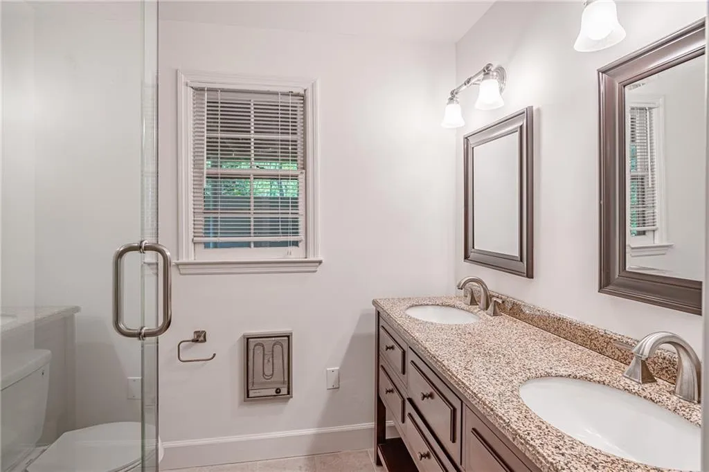 495 Greenlaurel Drive, Sandy Springs, Georgia 30342, 4 Bedrooms Bedrooms, ,3 BathroomsBathrooms,Residential,Sold,495 Greenlaurel Drive,7379298