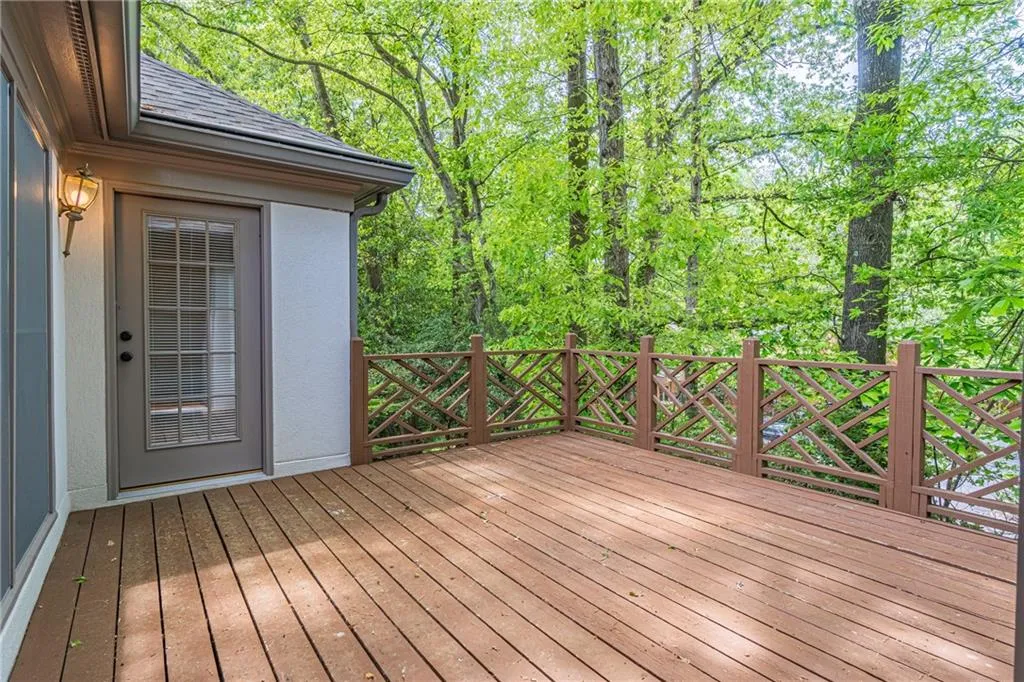495 Greenlaurel Drive, Sandy Springs, Georgia 30342, 4 Bedrooms Bedrooms, ,3 BathroomsBathrooms,Residential,Sold,495 Greenlaurel Drive,7379298