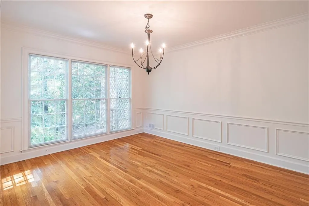 495 Greenlaurel Drive, Sandy Springs, Georgia 30342, 4 Bedrooms Bedrooms, ,3 BathroomsBathrooms,Residential,Sold,495 Greenlaurel Drive,7379298