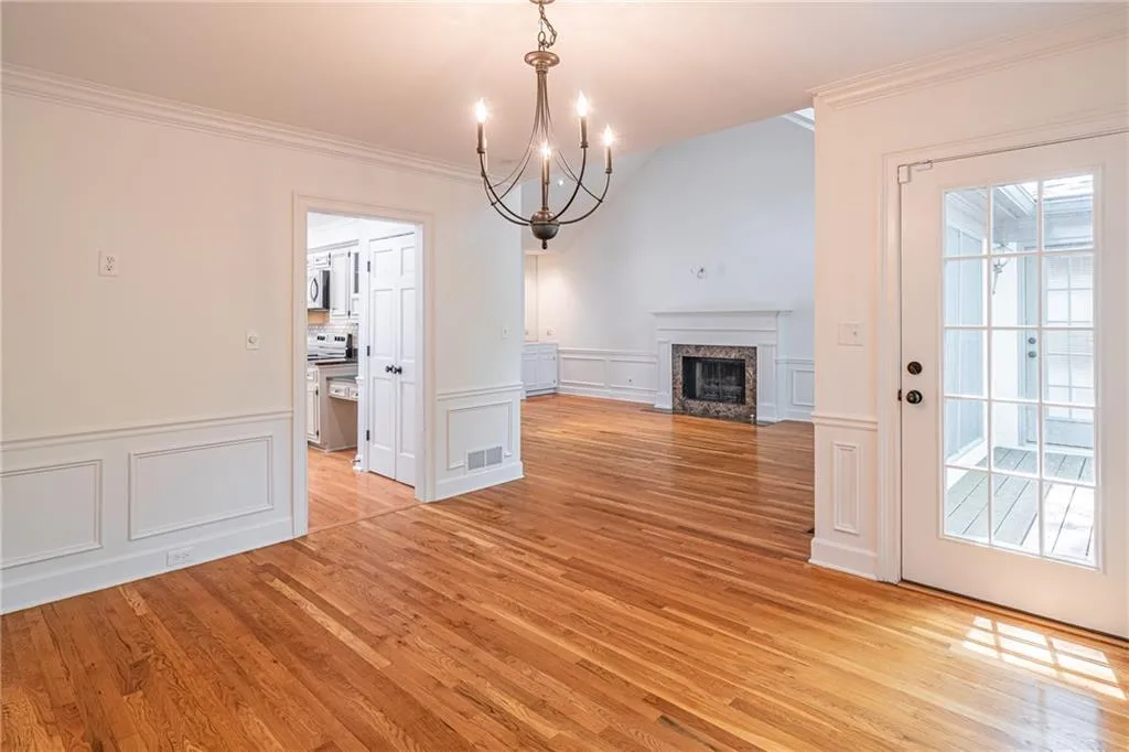 495 Greenlaurel Drive, Sandy Springs, Georgia 30342, 4 Bedrooms Bedrooms, ,3 BathroomsBathrooms,Residential,Sold,495 Greenlaurel Drive,7379298