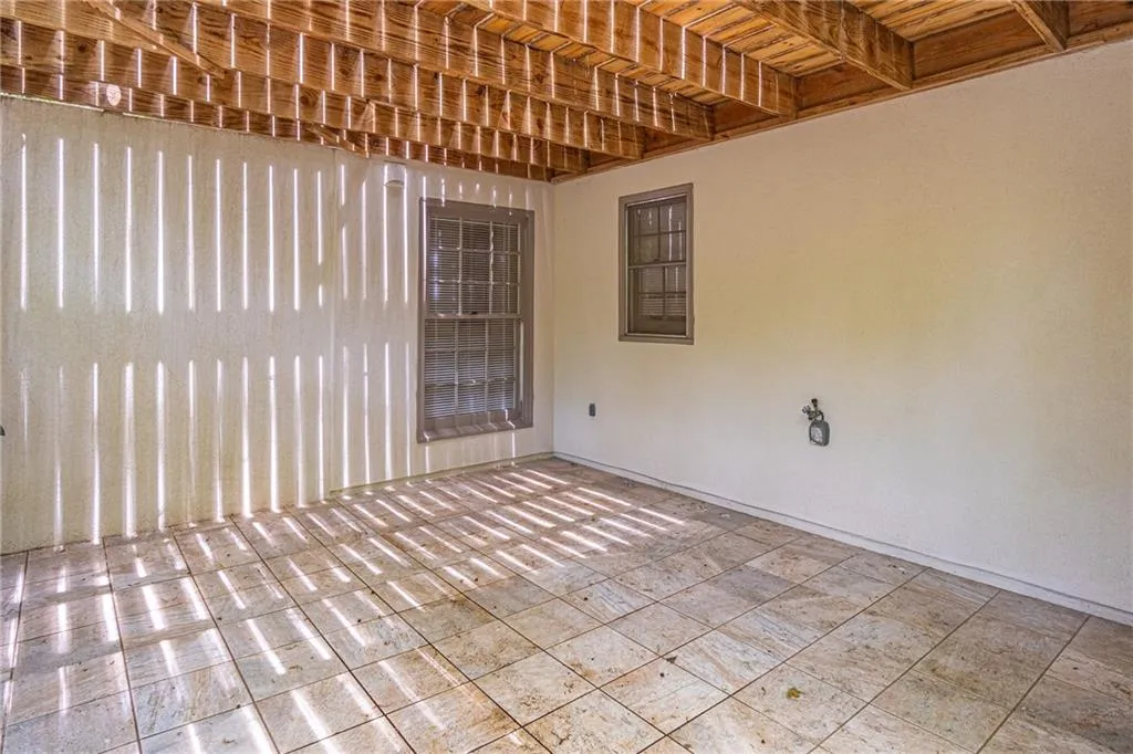 495 Greenlaurel Drive, Sandy Springs, Georgia 30342, 4 Bedrooms Bedrooms, ,3 BathroomsBathrooms,Residential,Sold,495 Greenlaurel Drive,7379298
