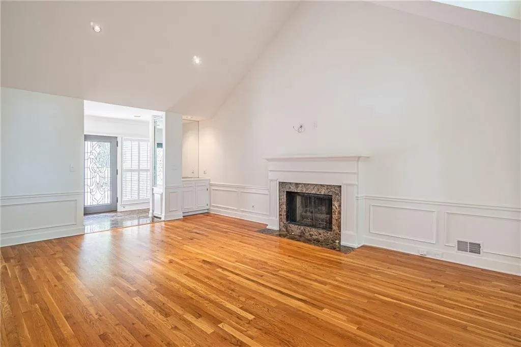 495 Greenlaurel Drive, Sandy Springs, Georgia 30342, 4 Bedrooms Bedrooms, ,3 BathroomsBathrooms,Residential,Sold,495 Greenlaurel Drive,7379298