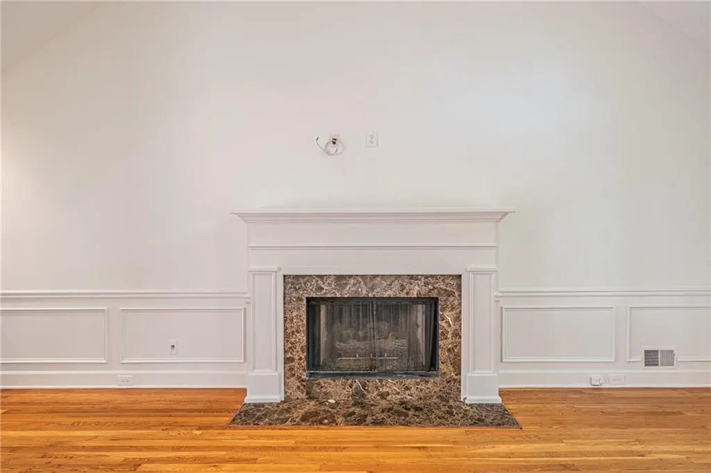 495 Greenlaurel Drive, Sandy Springs, Georgia 30342, 4 Bedrooms Bedrooms, ,3 BathroomsBathrooms,Residential,Sold,495 Greenlaurel Drive,7379298