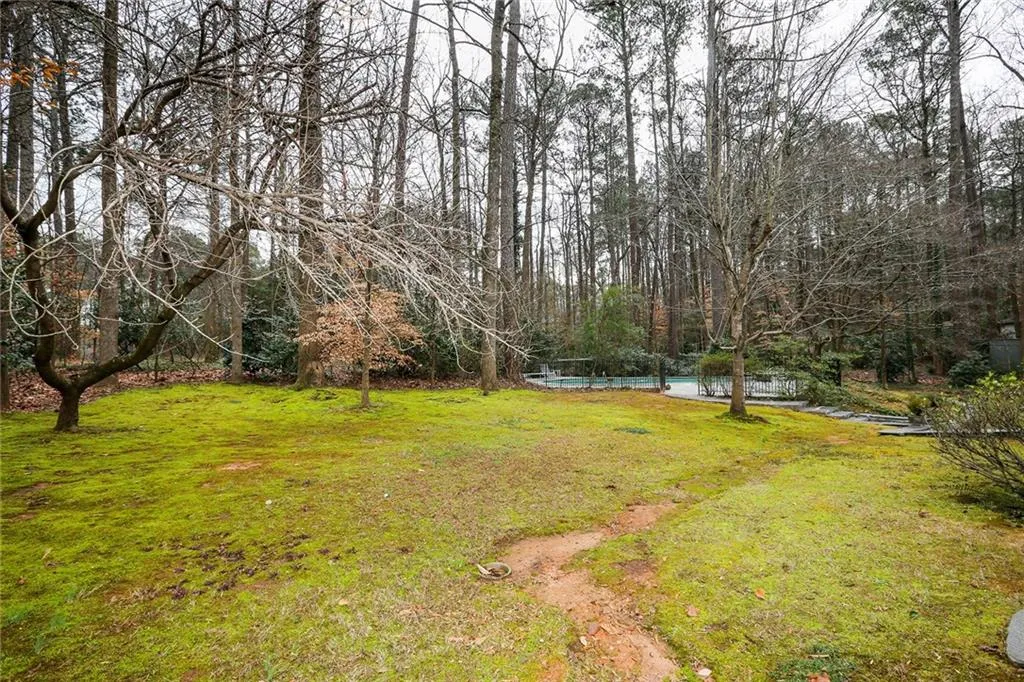 6405 Riverside Drive, Atlanta, Georgia 30328, 5 Bedrooms Bedrooms, ,4 BathroomsBathrooms,Residential,Sold,6405 Riverside Drive,6119191