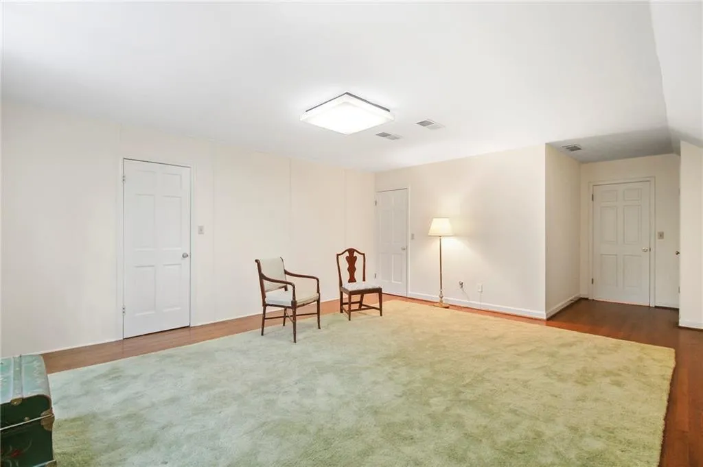 598 Chestnut Oak Court, Atlanta, Georgia 30327, 5 Bedrooms Bedrooms, ,3 BathroomsBathrooms,Residential,Sold,598 Chestnut Oak Court,6923801