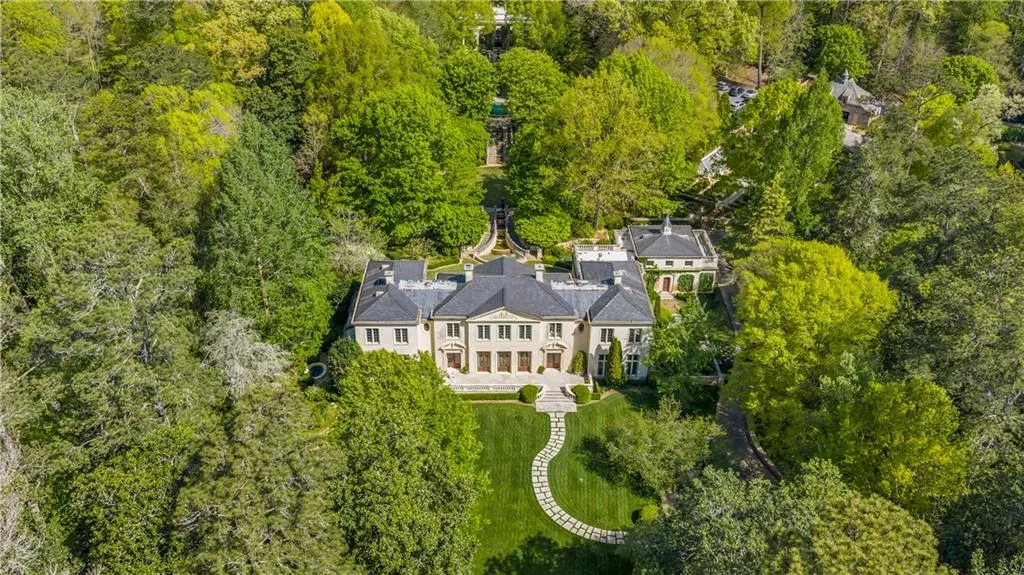 881 W Conway Drive Nw, Atlanta, Georgia 30327, 6 Bedrooms Bedrooms, 0 ,8 BathroomsBathrooms,Residential,For Sale,881 W Conway Drive Nw,7676978