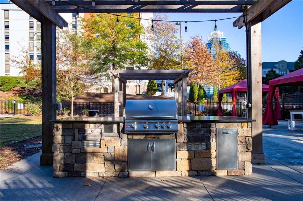 795 Hammond Drive Unit 713, Sandy Springs, Georgia 30328, 2 Bedrooms Bedrooms, ,2 BathroomsBathrooms,Residential,Sold,795 Hammond Drive Unit 713,7310050