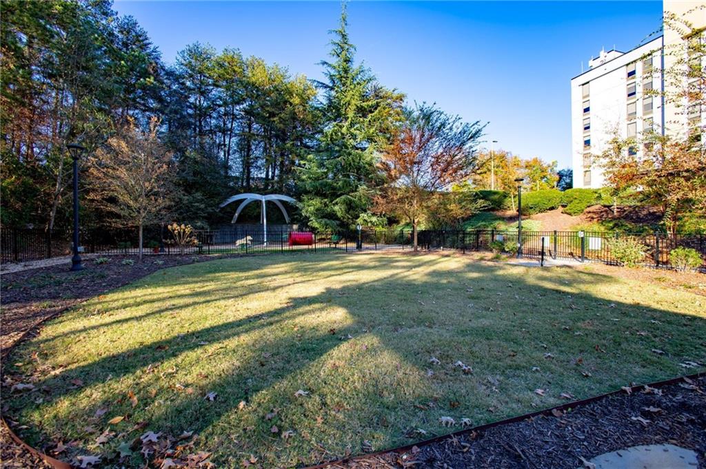 795 Hammond Drive Unit 713, Sandy Springs, Georgia 30328, 2 Bedrooms Bedrooms, ,2 BathroomsBathrooms,Residential,Sold,795 Hammond Drive Unit 713,7310050