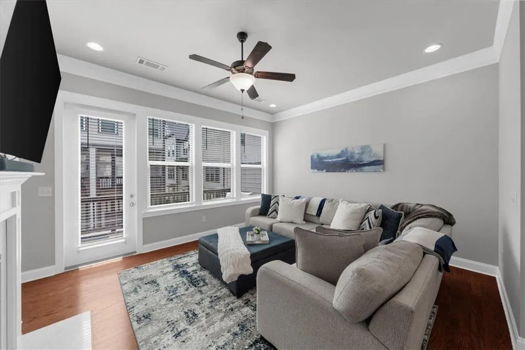 Atlanta, Georgia 30339, 3 Bedrooms Bedrooms, ,3 BathroomsBathrooms,Residential,For Sale,7624857