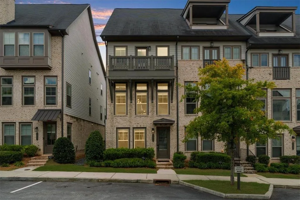 Atlanta, Georgia 30339, 3 Bedrooms Bedrooms, ,3 BathroomsBathrooms,Residential,For Sale,7624857