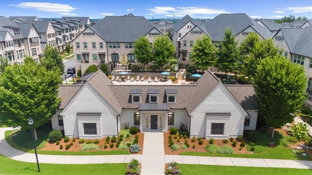 Atlanta, Georgia 30339, 3 Bedrooms Bedrooms, ,3 BathroomsBathrooms,Residential,For Sale,7624857