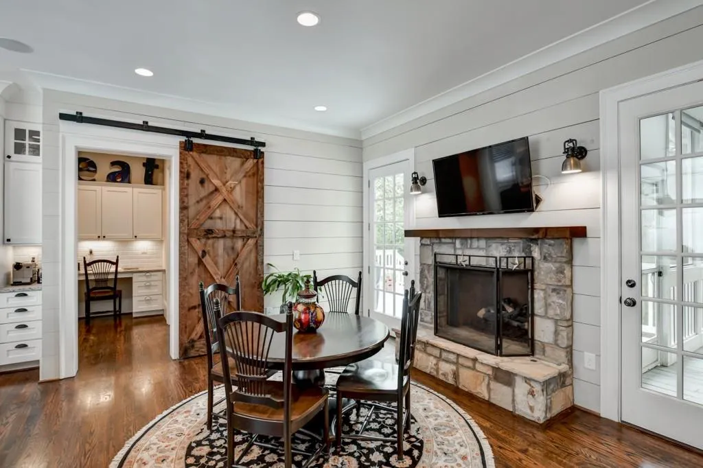 110 Forrest Lake Drive Nw, Atlanta, Georgia 30327, 6 Bedrooms Bedrooms, ,6 BathroomsBathrooms,Residential,Sold,110 Forrest Lake Drive Nw,6125536
