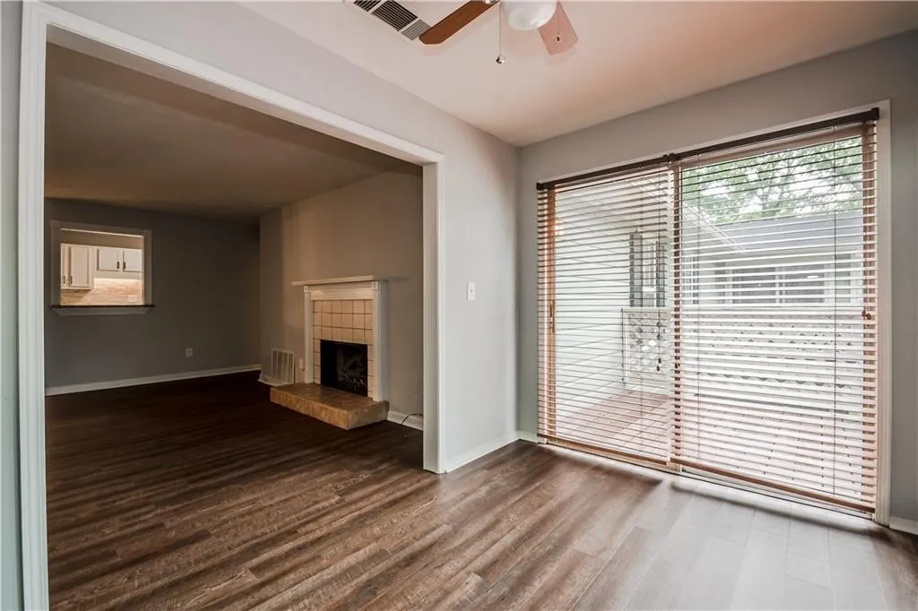 1504 Natchez Trace, Atlanta, Georgia 30350, 2 Bedrooms Bedrooms, ,2 BathroomsBathrooms,Residential,Sold,1504 Natchez Trace,5855021