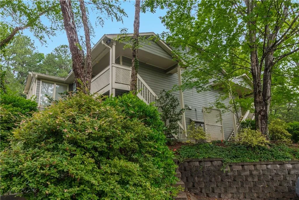 1504 Natchez Trace, Atlanta, Georgia 30350, 2 Bedrooms Bedrooms, ,2 BathroomsBathrooms,Residential,Sold,1504 Natchez Trace,5855021