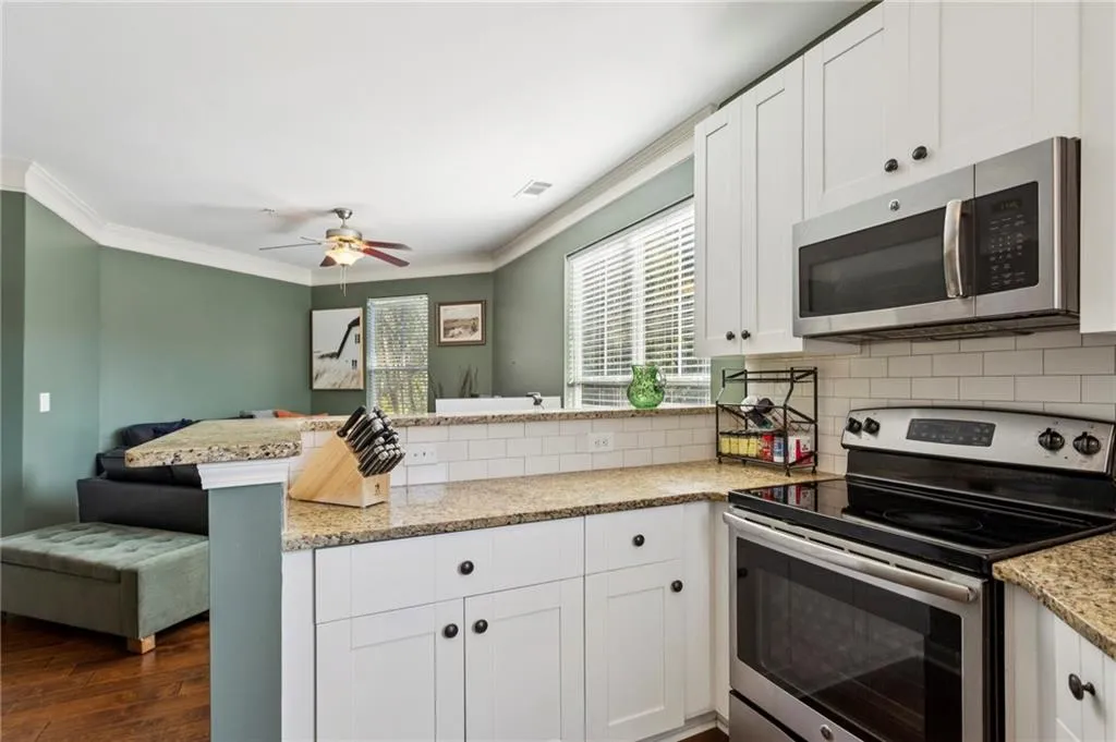 10 Perimeter Summit Boulevard Ne Unit 4337, Atlanta, Georgia 30319, 2 Bedrooms Bedrooms, ,2 BathroomsBathrooms,Residential,For Sale,10 Perimeter Summit Boulevard Ne Unit 4337,7676343