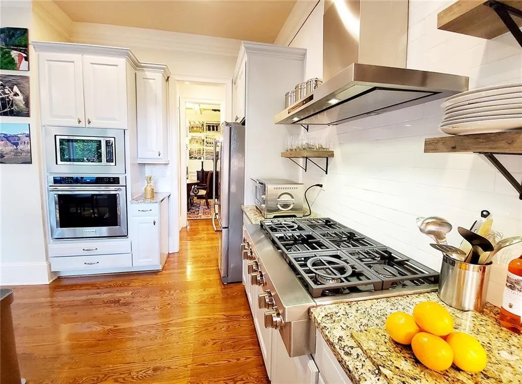 310 Mystic Ridge Lane, Sandy Springs, Georgia 30342, 4 Bedrooms Bedrooms, ,3 BathroomsBathrooms,Residential,Sold,310 Mystic Ridge Lane,6823979