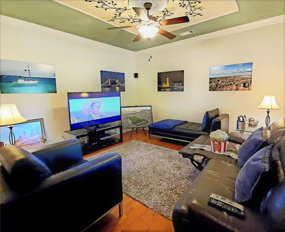 310 Mystic Ridge Lane, Sandy Springs, Georgia 30342, 4 Bedrooms Bedrooms, ,3 BathroomsBathrooms,Residential,Sold,310 Mystic Ridge Lane,6823979