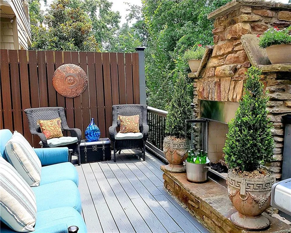 310 Mystic Ridge Lane, Sandy Springs, Georgia 30342, 4 Bedrooms Bedrooms, ,3 BathroomsBathrooms,Residential,Sold,310 Mystic Ridge Lane,6823979