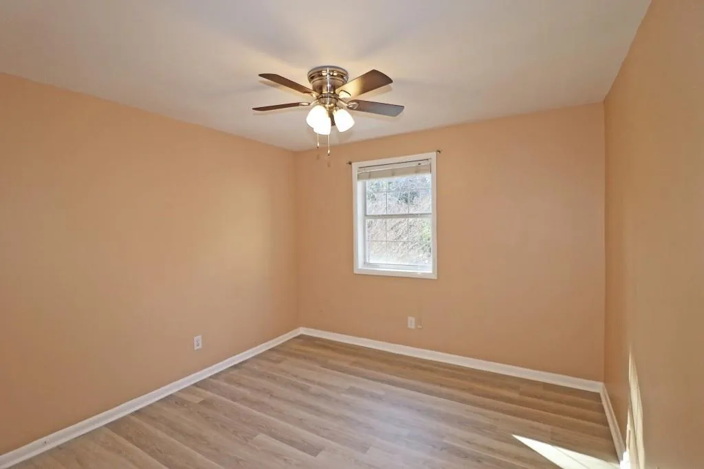 6900 Roswell Road Unit G6, Sandy Springs, Georgia 30328, 3 Bedrooms Bedrooms, ,2 BathroomsBathrooms,Residential,Sold,6900 Roswell Road Unit G6,6975506